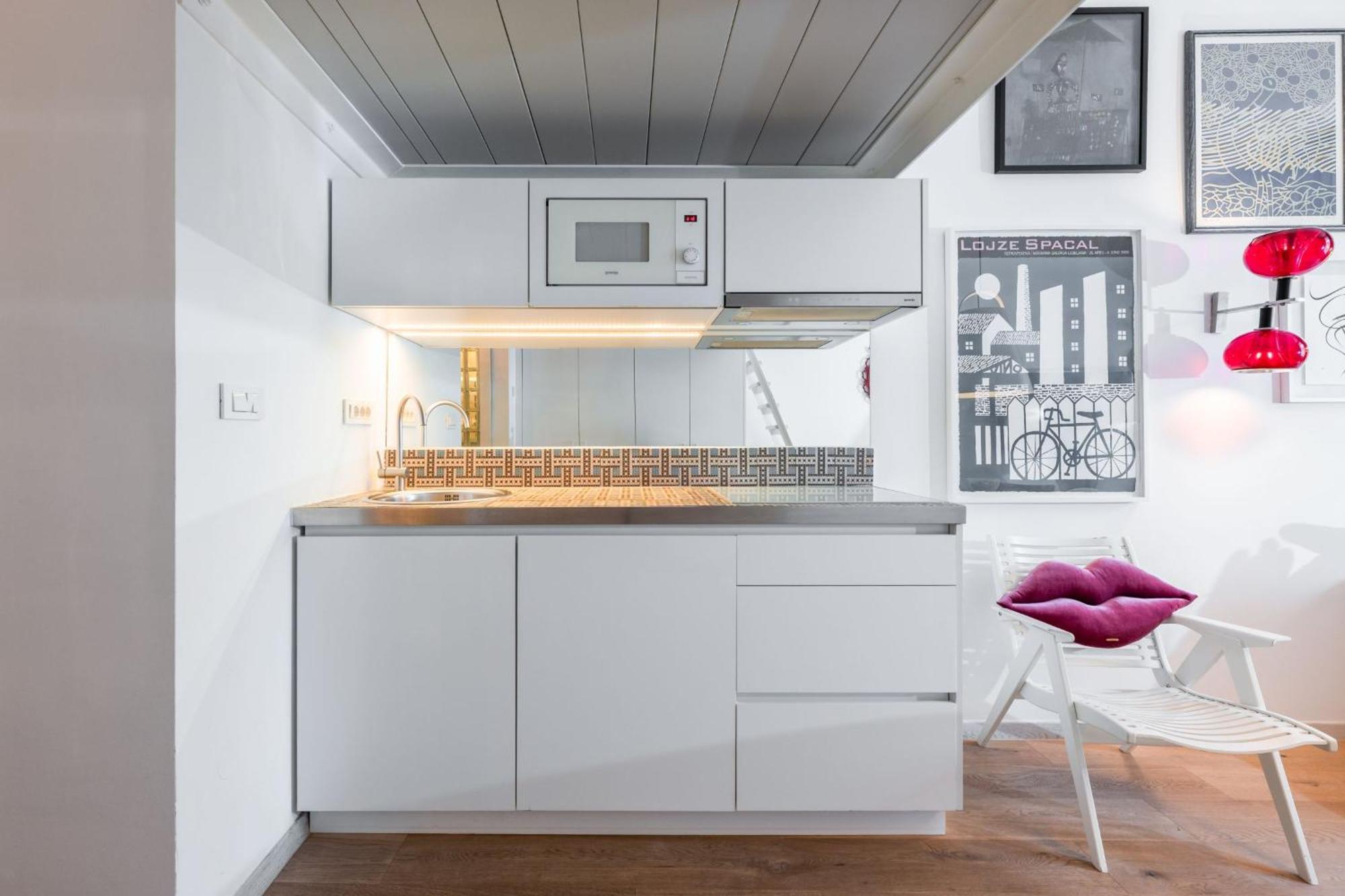 Tromostovje Apartments Любляна Екстериор снимка